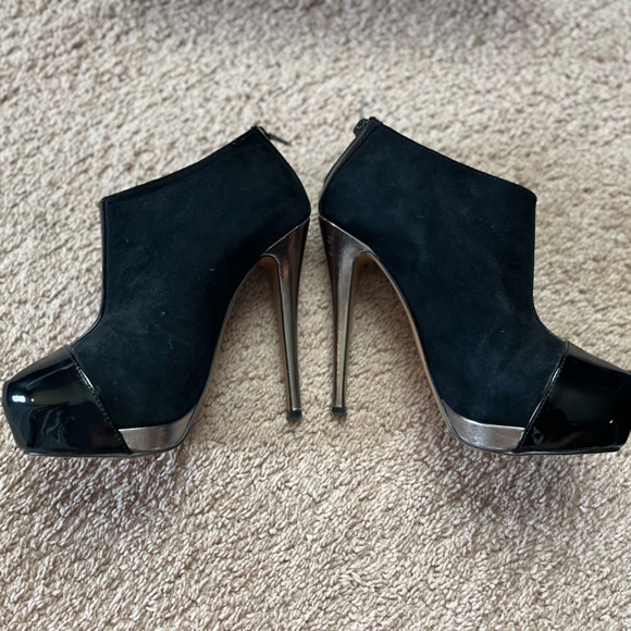 Aldo Suede Black Boots - Picture 4 of 7